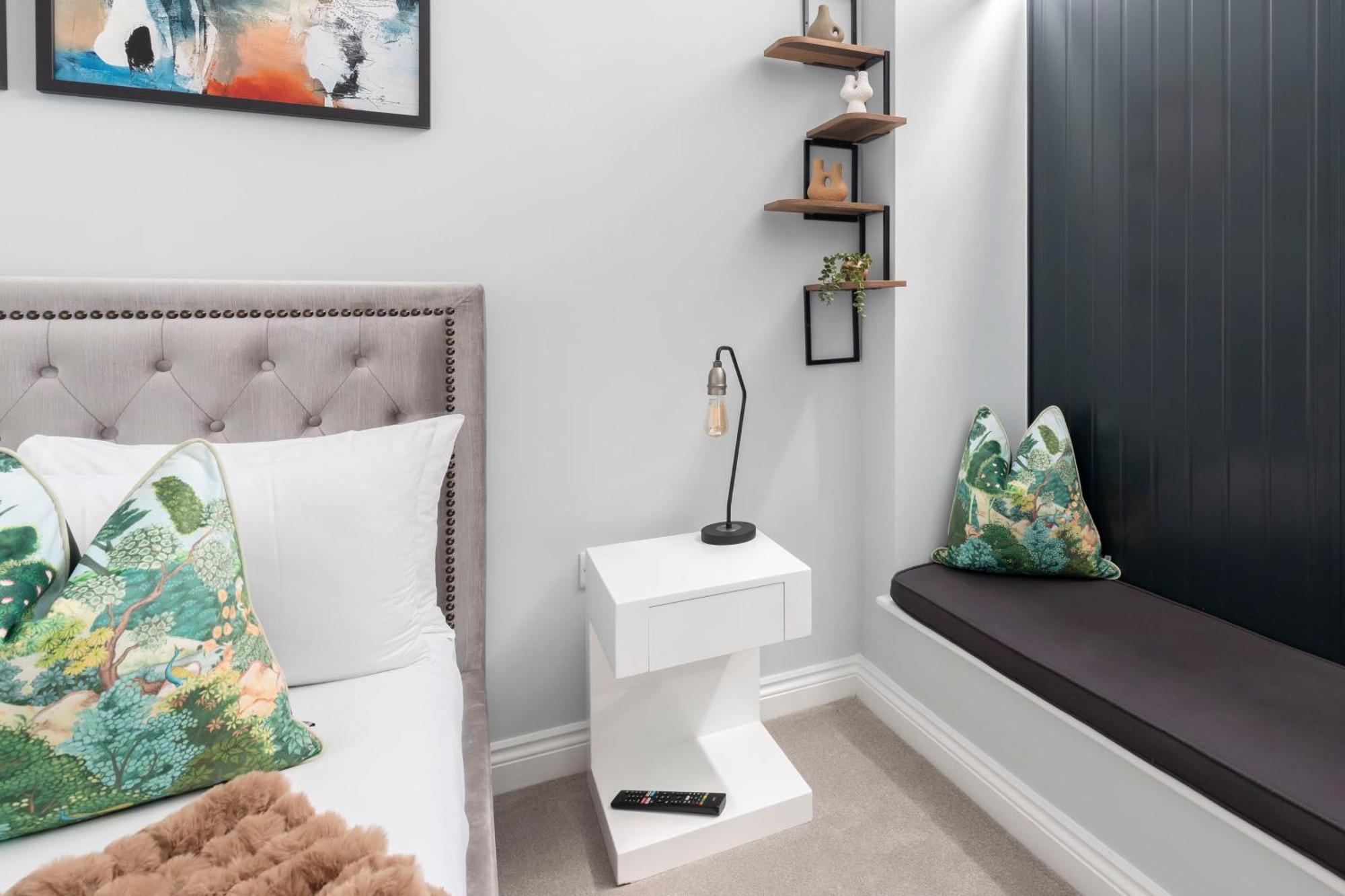 Elliot Oliver - Stylish 2 Bedroom Town Centre Apartment Cheltenham Esterno foto