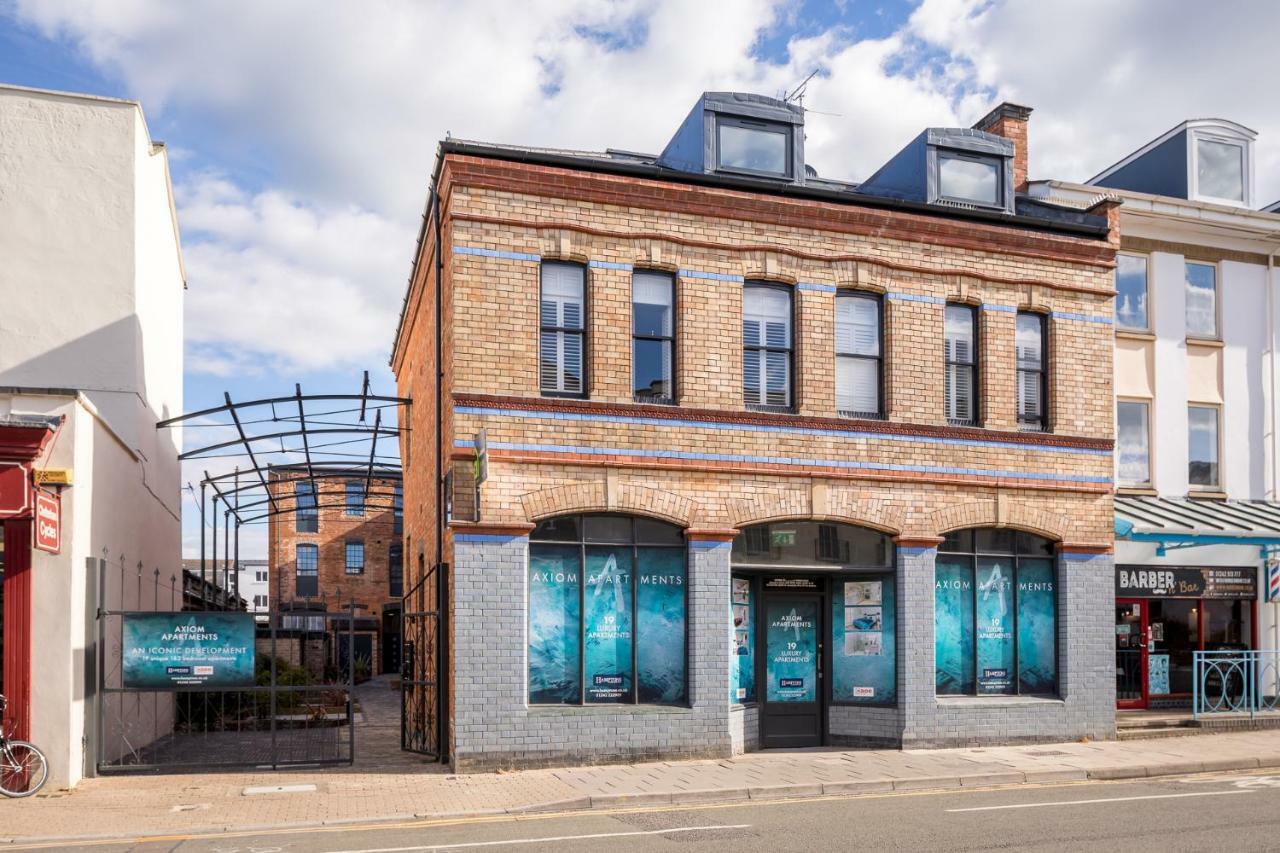 Elliot Oliver - Stylish 2 Bedroom Town Centre Apartment Cheltenham Esterno foto